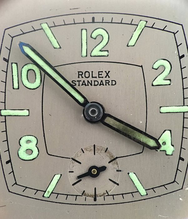rolex-standard-dial-closeup
