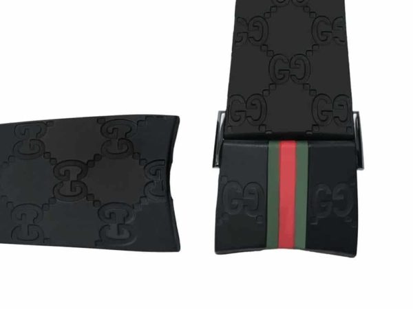 114 gucci digital Features a Red and green stripes